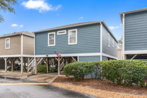 Two Bedroom House with Community Pool! Walk To The Beach! 299 Lake Arrowhead Road